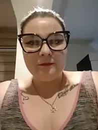Rossssssse webcam model stream image