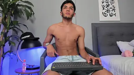 Tylerffoxx webcam stripchat model stream image