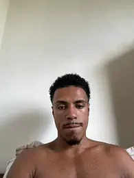 LorenzoBlack27 webcam model stream image