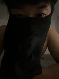 qazpqp webcam model stream image