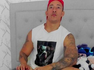 Luigi Ferrara webcam flirt4free model stream image