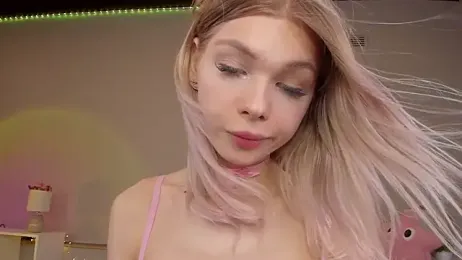 Blondy_Fina webcam stripchat model stream image