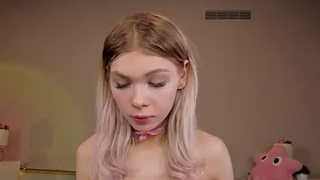 Blondy_Fina webcam stripchat model stream image