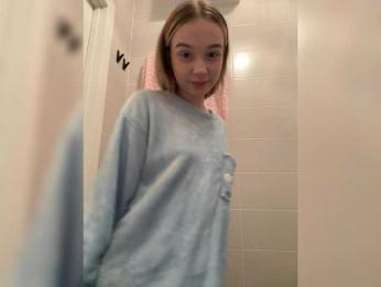 MimiMila webcam bongacams model stream image