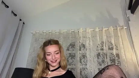 SirenaBelle webcam model stream image