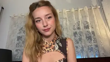 SirenaBelle webcam model stream image