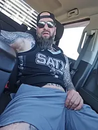 Beardedtattood webcam stripchat model stream image