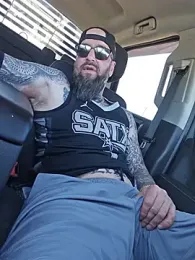 Beardedtattood webcam stripchat model stream image