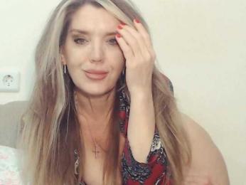 Drakulaura1 webcam bongacams model stream image