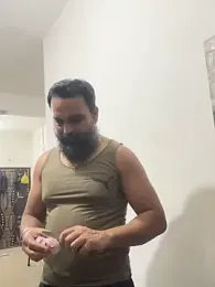 beast_bearded_dady webcam model stream image