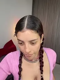dakota_le webcam model stream image