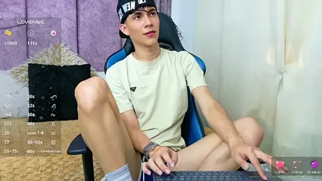 AronTawers webcam stripchat model stream image