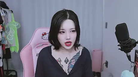 MISA_02 webcam stripchat model stream image