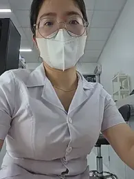 HinaLovely webcam model stream image