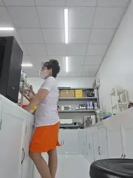 HinaLovely webcam model stream image