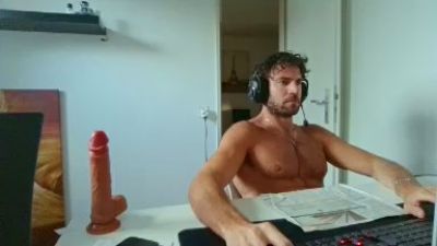 ALPHA_HUNK webcam model stream image
