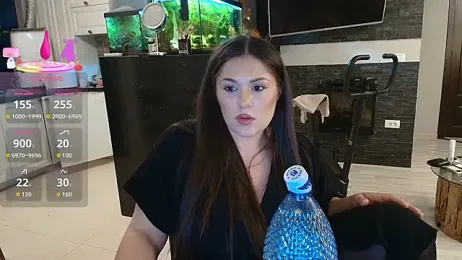 Layla- webcam model stream image