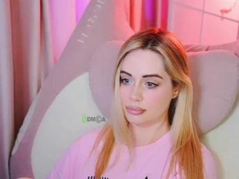 -ANN webcam bongacams model stream image