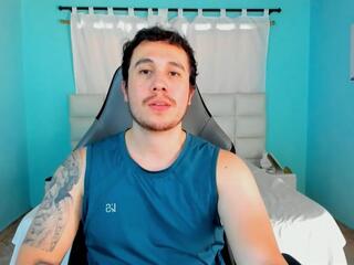 Mr Dominux webcam flirt4free model stream image