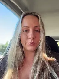 Mona_Plus webcam stripchat model stream image