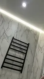 AriWild webcam model stream image