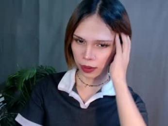 shes_notme webcam model stream image