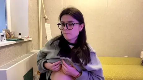 SaintMari webcam model stream image