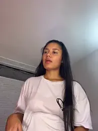 _Luana webcam model stream image