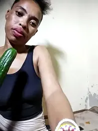 Reddewww webcam model stream image