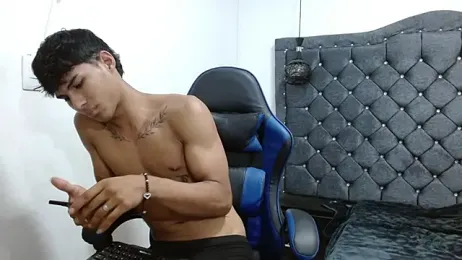 luka_big18 webcam model stream image