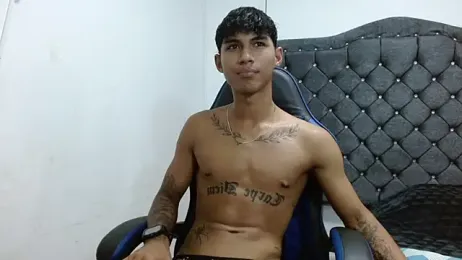 luka_big18 webcam model stream image