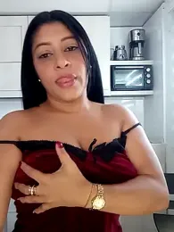 Lashmy111 webcam model stream image