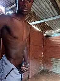 Blomanda webcam model stream image