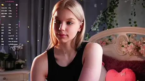 EdlinAlliston webcam model stream image