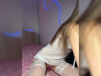 Kiki-77 webcam bongacams model stream image