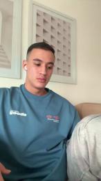 LeoDelvey_ webcam model stream image