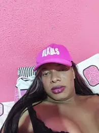 DuCreu webcam model stream image