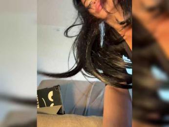 NotBellucci webcam bongacams model stream image