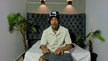 Salomon_koude webcam model stream image