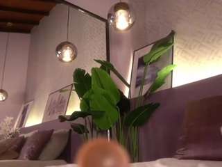 izzywild webcam model stream image