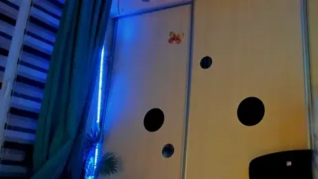 CoraSwon webcam model stream image