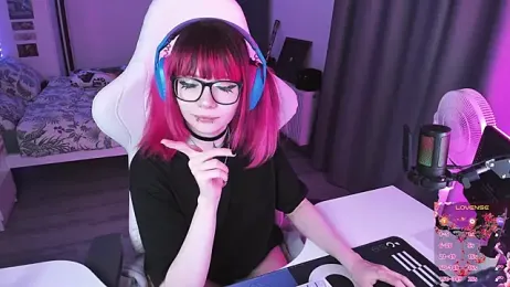 Yumi_Youkai webcam stripchat model stream image