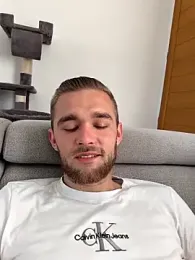 Benjamiinlt webcam model stream image