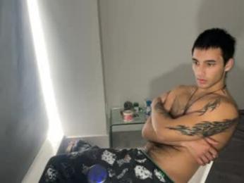 native_boy2 webcam model stream image