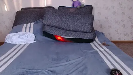 evaa_here_ webcam model stream image