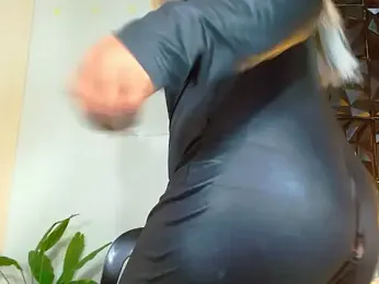 purelovexx webcam model stream image