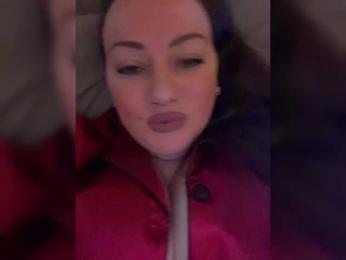 SweetyLiza webcam bongacams model stream image