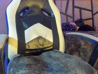 bombomgill webcam model stream image