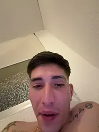Demon6XL webcam model stream image