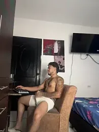 Kenny_romano webcam model stream image